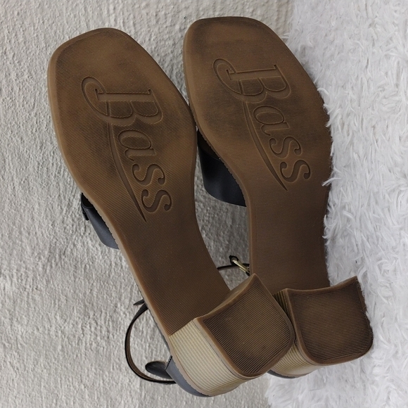 G.H. Bass & Co. Penelope Black Open Toe Ankle Strap Block High Heel Sandal Shoe - Picture 6 of 15